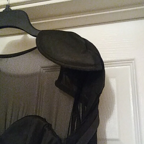 Dress - Picture 6 of 6